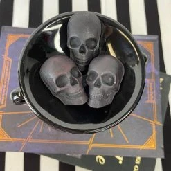 THE BLACKENED TEETH Gothic Homewares Skull [Charcoal Black] | SCENTED WAX MELTS -Wixcraft Candles shop IMG 5882 ee264bbd efa0 415b bd87 e88d44a8659f 700x700