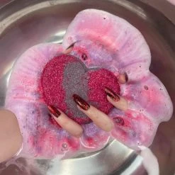 POISON LOVE BOMB Skulls Heart [Purple & Red] | BATH BOMB -Wixcraft Candles shop PurpleandRedHeart3 cae29237 5149 40aa b0f4 779883ffac07 700x700