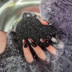 POISON LOVE BOMB Skulls Heart [Black] | BATH BOMB -Wixcraft Candles shop black heart3 21c8c3d4 fd8d 4c6c 907e e9cf1c01fb7b 700x700