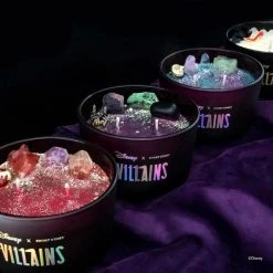 DISNEY X SHORT STORY Disney Evil Queen | CANDLE -Wixcraft Candles shop disney x short story disney evil queen candle 5 56098cd7 1d8d 40b9 9e2b 78b052d3ed2f 700x700