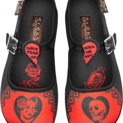 HOT CHOCOLATE Hot Chocolate Love Will Tear Us Apart | FLATS*