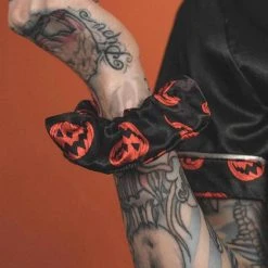 LIVELY GHOSTS Halloween Nocturnal Autumn | SLEEPWEAR SET` -Wixcraft Candles shop lively ghosts nocturnal autumn sleepwear set 4 700x700