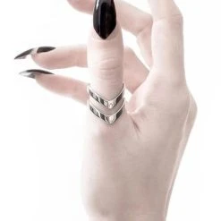 ROGUE AND WOLF Valentines Hunt [Sterling Silver] | RING -Wixcraft Candles shop rogue and wolf hunt sterling silver ring 1 700x700